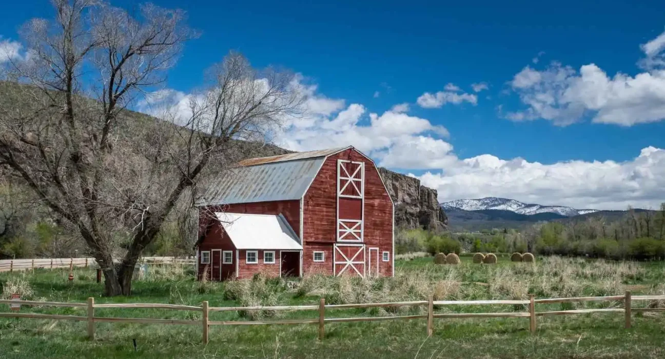 Howell Living History Farm